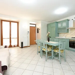 Nel Borgo Apartment Manerba del Garda